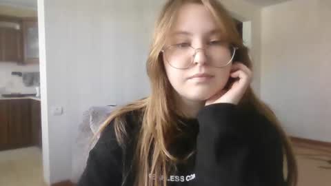 Snapshot of cute_minx chatting on 17, 2, 2025 Veronica online show from 17, 2, 2025