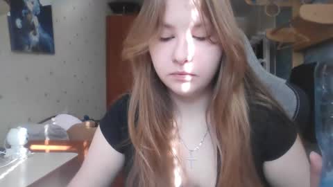 Snapshot of cute_minx chatting on 10, 3, 2025 Veronica online show from 10, 3, 2025
