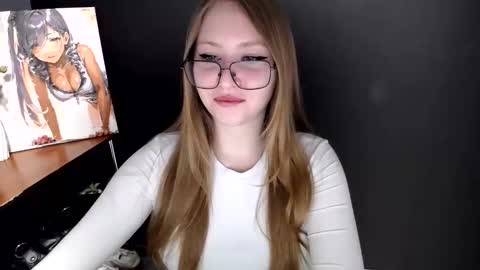 Snapshot of cute_minx chatting on 27, 5, 2026 Veronica online show from 27, 5, 2026