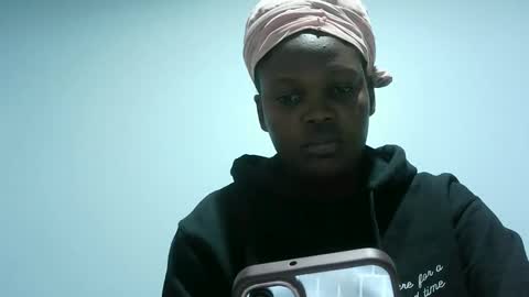 cute_roxie online show from 11, 2, 2025