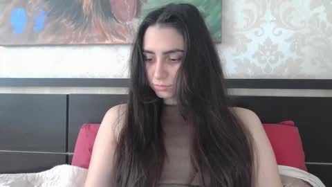 Snapshot of cute_strawberry_ chatting on 10, 3, 2025 cute_strawberry_ online show from 10, 3, 2025