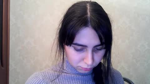 Snapshot of cute_strawberry_ chatting on 3, 10, 2025 cute_strawberry_ online show from 3, 10, 2025
