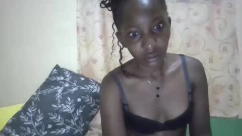 Snapshot of cute_xeniah chatting on 29, 9, 2025 cute_xeniah online show from 29, 9, 2025