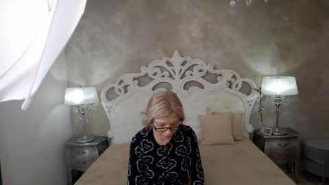 Snapshot of cuteangelina18 chatting on 19, 2, 2026 cuteangelina18 online show from 19, 2, 2026