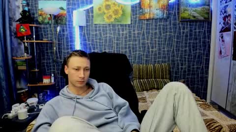 cuteboy228 online show from 13, 2, 2026