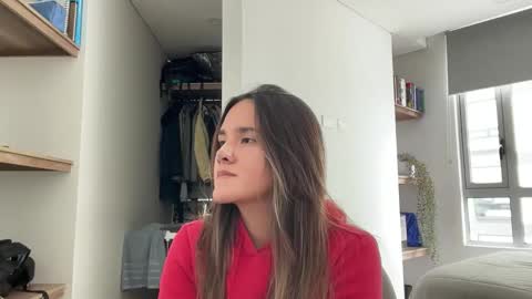 Snapshot of cutebunny_21 chatting on 11, 9, 2025 CuteBunny 21 online show from 11, 9, 2025