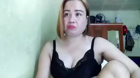 Snapshot of cutechey06 chatting on 3, 12, 2024 Sky online show from 3, 12, 2024