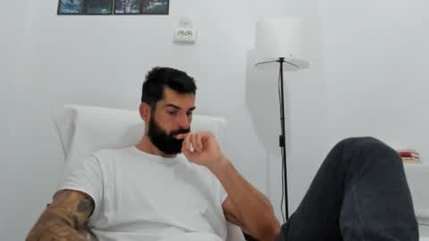 cuteeboy online show from 21, 10, 2025