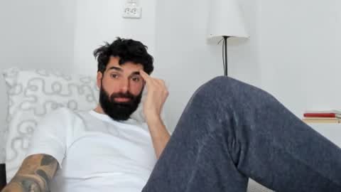 Snapshot of cuteeboy chatting on 3, 2, 2026 cuteeboy online show from 3, 2, 2026