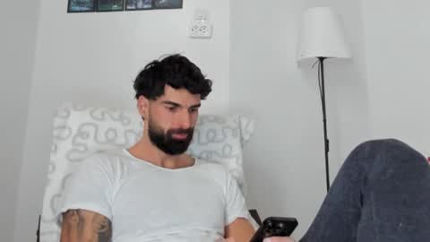 Snapshot of cuteeboy chatting on 1, 3, 2026 cuteeboy online show from 1, 3, 2026