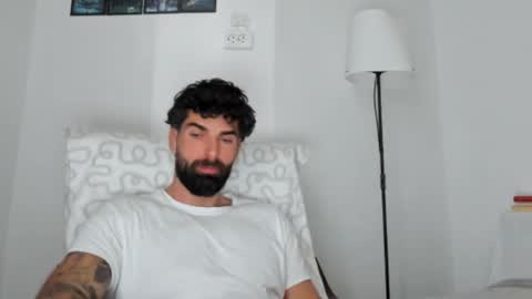 cuteeboy online show from 4, 3, 2026