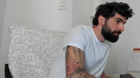 cuteeboy online show from 19, 3, 2026