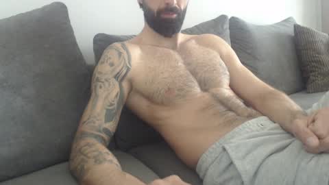 cuteeboy online show from 6, 4, 2026