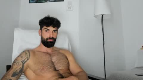 cuteeboy online show from 26, 5, 2026