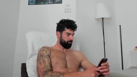 cuteeboy online show from 2, 6, 2026