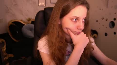 Snapshot of cuteefoxy chatting on 30, 5, 2026 Foxy online show from 30, 5, 2026