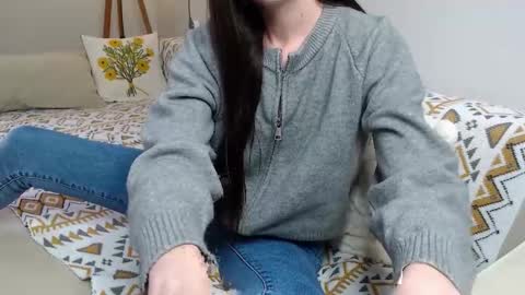 Snapshot of cuteemouse chatting on 31, 5, 2026 Anna online show from 31, 5, 2026