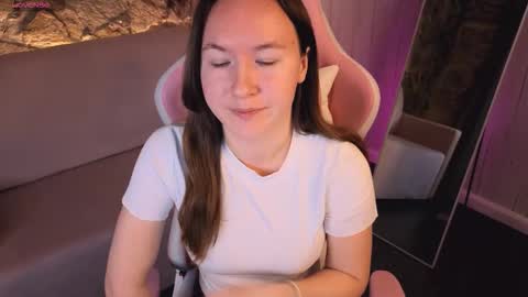 cuteglory online show from 25, 2, 2026