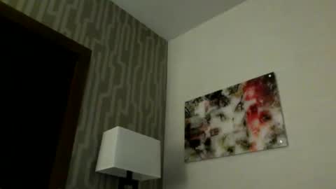 Snapshot of cutehungboi chatting on 22, 12, 2025 cutehungboi online show from 22, 12, 2025