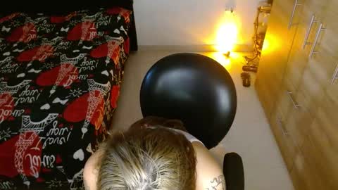 isabella online show from 12, 3, 2026