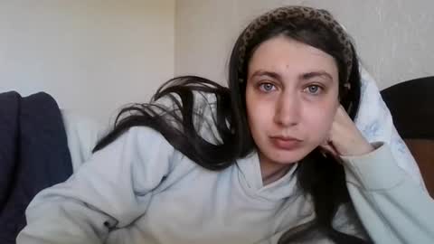 cutekattie online show from 27, 4, 2026