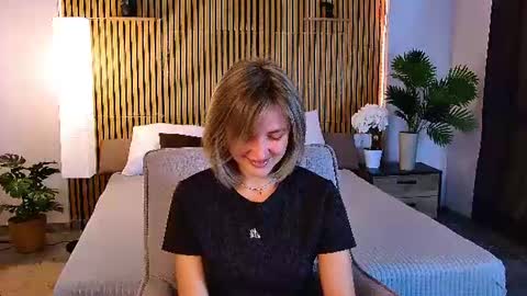 Snapshot of cutemirage chatting on 30, 6, 2026 cutemirage online show from 30, 6, 2026