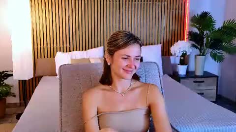 Snapshot of cutemirage chatting on 9, 7, 2026 cutemirage online show from 9, 7, 2026