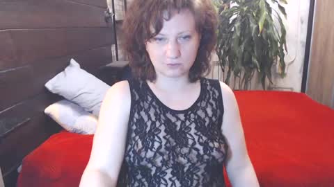 Snapshot of cutemoan chatting on 14, 6, 2026 Rita online show from 14, 6, 2026