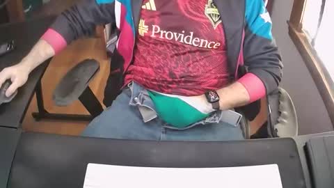 cutenerd15 online show from 18, 11, 2025