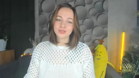 Snapshot of cutesmile_sharon chatting on 20, 12, 2024 cutesmile sharon online show from 20, 12, 2024