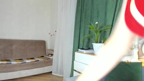 Snapshot of cutesmile_sharon chatting on 1, 1, 2025 cutesmile sharon online show from 1, 1, 2025