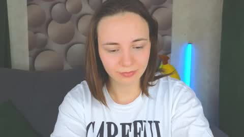 Snapshot of cutesmile_sharon chatting on 27, 2, 2025 cutesmile sharon online show from 27, 2, 2025