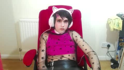 Snapshot of cutest_princess chatting on 9, 11, 2025 cutest_princess online show from 9, 11, 2025