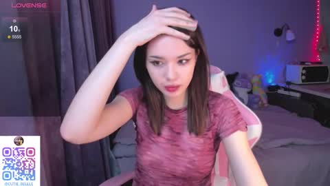 Snapshot of cutie_bellle chatting on 30, 1, 2025 belle online show from 30, 1, 2025