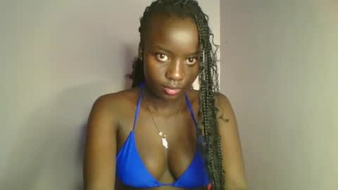 Snapshot of cutie_choco chatting on 22, 10, 2025 cutie_choco online show from 22, 10, 2025