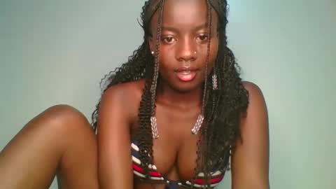 Snapshot of cutie_choco chatting on 15, 11, 2025 cutie_choco online show from 15, 11, 2025