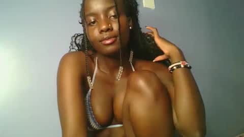 Snapshot of cutie_choco chatting on 25, 11, 2025 cutie_choco online show from 25, 11, 2025