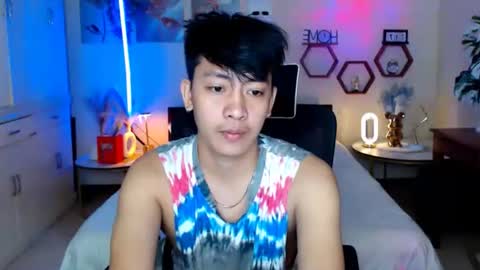 Snapshot of cutie_cumshow chatting on 18, 2, 2026 Neil Taylor online show from 18, 2, 2026