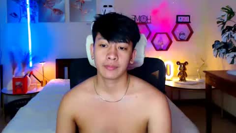 Snapshot of cutie_cumshow chatting on 20, 2, 2026 Neil Taylor online show from 20, 2, 2026