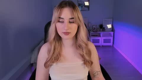  Your Louise  follow me  online show from 4, 12, 2024