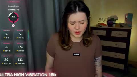 Snapshot of cutie_mili chatting on 20, 7, 2026 mili online show from 20, 7, 2026