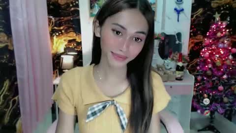 Snapshot of cutie_mitcha chatting on 16, 10, 2025 cutie_mitcha online show from 16, 10, 2025