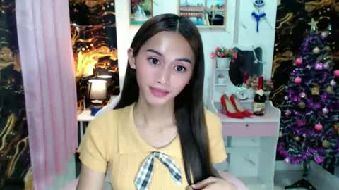 Snapshot of cutie_mitcha chatting on 18, 10, 2025 cutie_mitcha online show from 18, 10, 2025