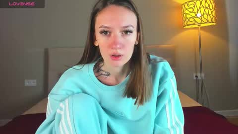 Snapshot of cutie_naughty_girl chatting on 13, 11, 2025 Kate online show from 13, 11, 2025