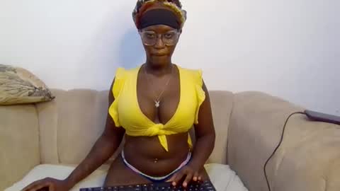 CUTIE online show from 17, 4, 2026