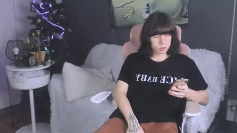 cutiekai_ online show from 10, 1, 2026