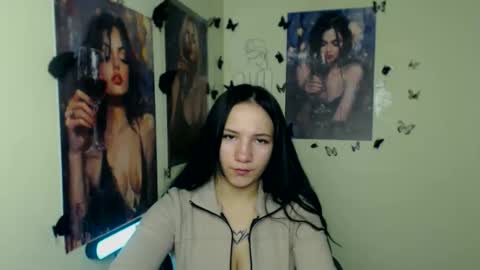 Emma online show from 7, 11, 2025