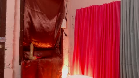 cutiepiejhon online show from 28, 1, 2025