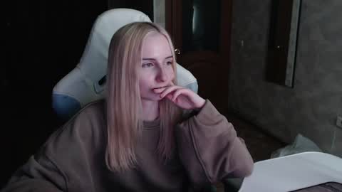 Cutti Crystal online show from 12, 4, 2026