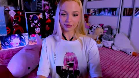 Snapshot of cuttie_ponyy chatting on 13, 2, 2025 Nora online show from 13, 2, 2025